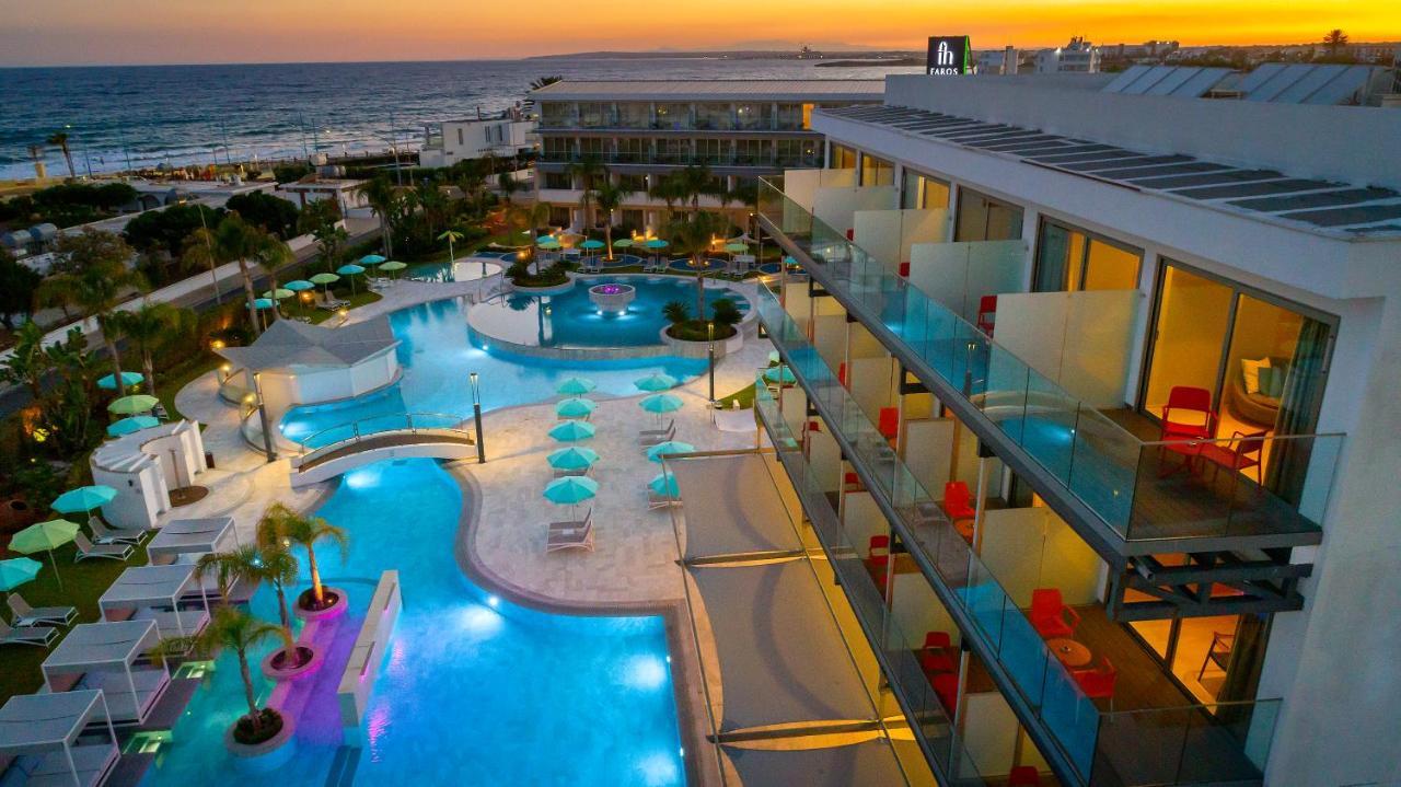 Hotell Faros 4*