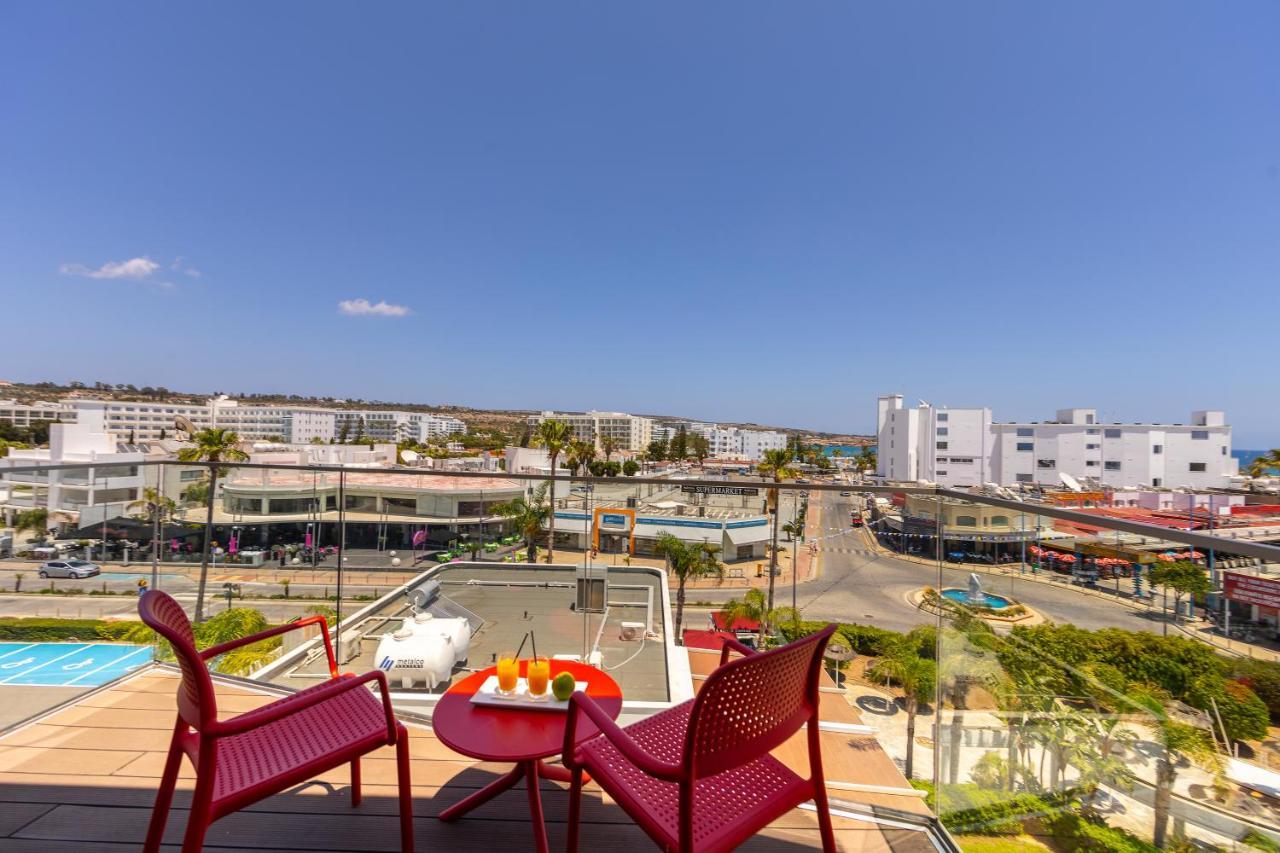 Faros Hotell 4*