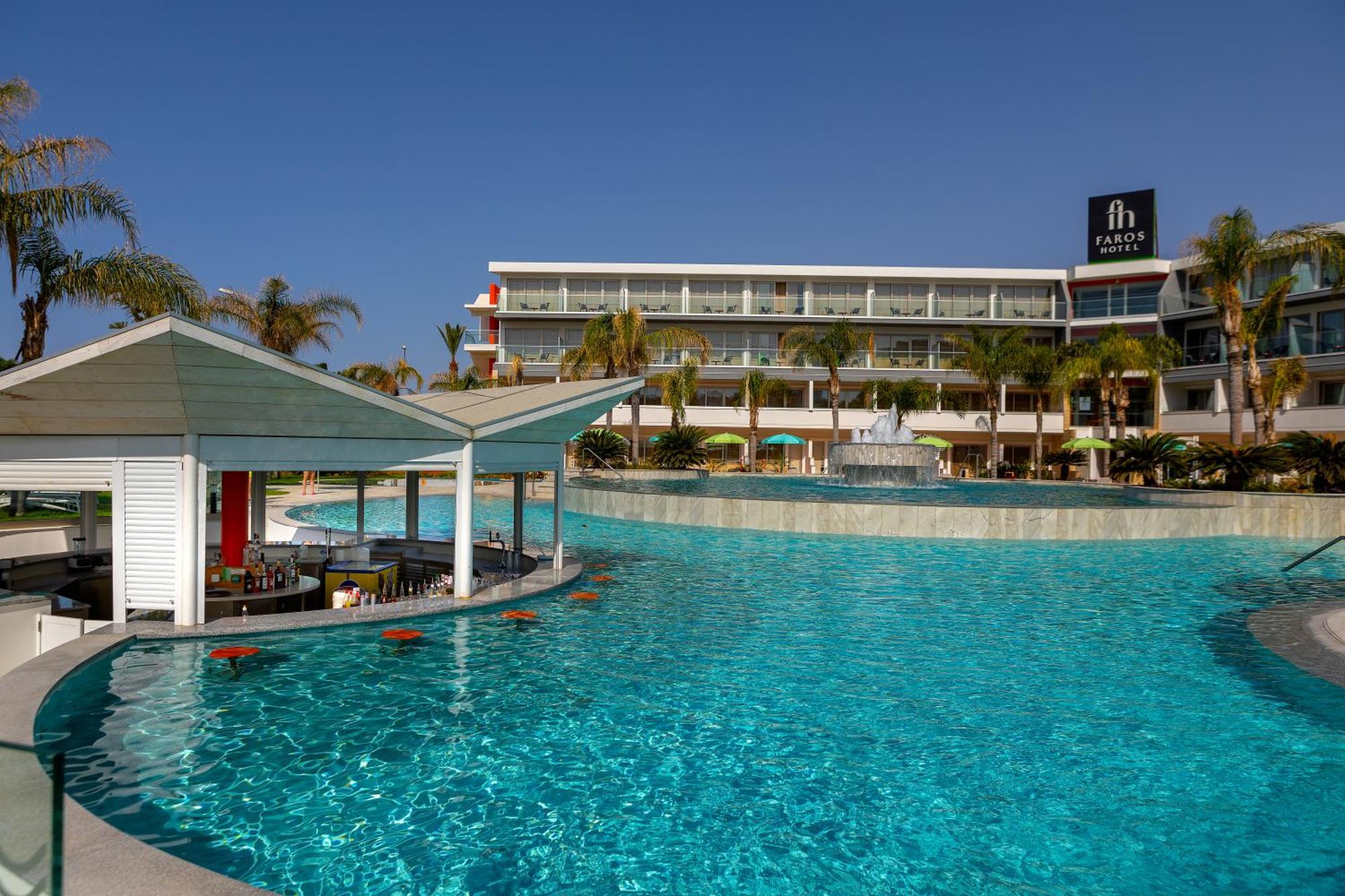 Faros Hotell